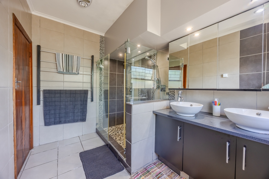 4 Bedroom Property for Sale in Boston Western Cape